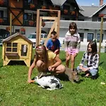 Tripic, Restaurant And Pizzeria Hotel 3*