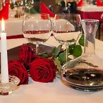 Tripic, Restaurant And Pizzeria Отель Бохинь