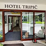 Tripic, Restaurant And Pizzeria Отель