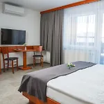 Hotel Tripic, Restaurant And Pizzeria