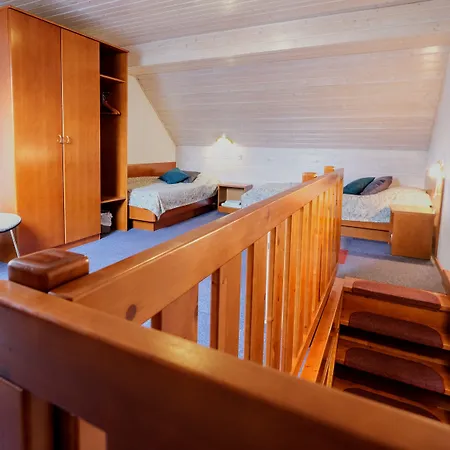 Tripic, Restaurant And Pizzeria Hotel