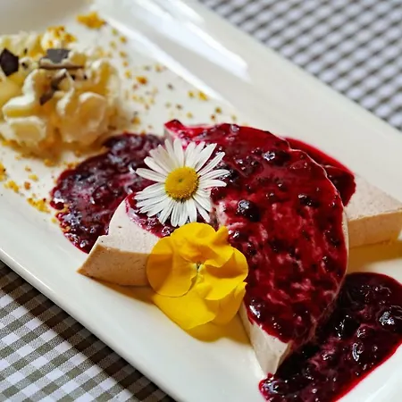 Hotel Tripic, Restaurant And Pizzeria 3*