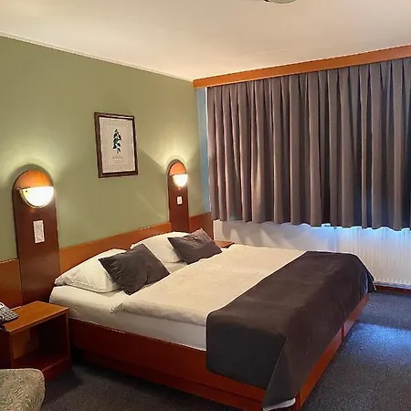 Hotel Tripic, Restaurant And Pizzeria