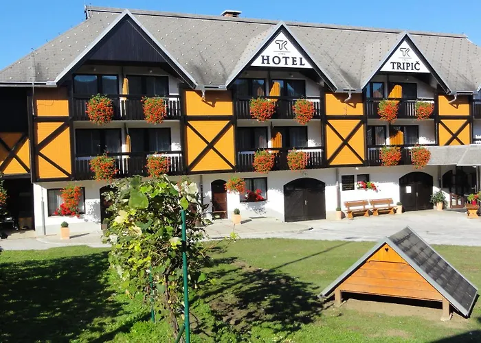 Tripic, Restaurant And Pizzeria Бохинь