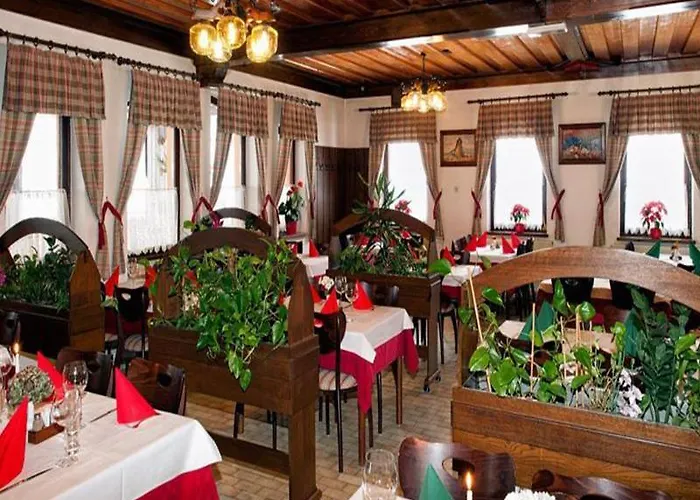 酒店 Tripic, Restaurant And Pizzeria