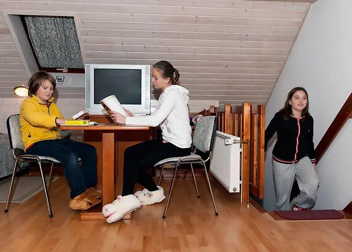 Tripic, Restaurant And Pizzeria 호텔