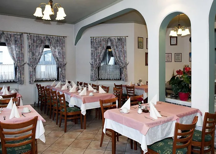 Tripic, Restaurant And Pizzeria 3*