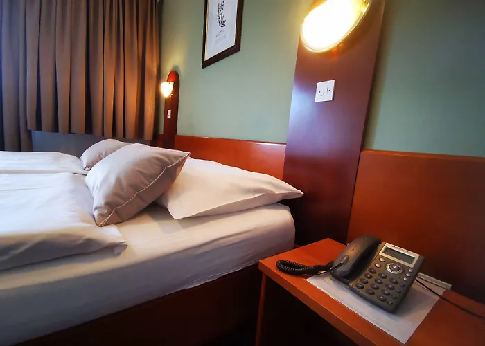 酒店 Tripic, Restaurant And Pizzeria 博希尼