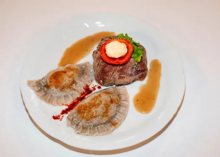 Tripic, Restaurant And Pizzeria Отель 3*