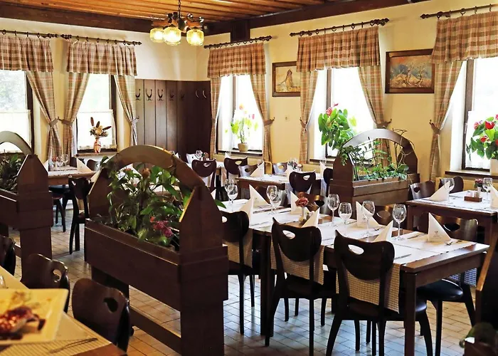 Tripic, Restaurant And Pizzeria 3*