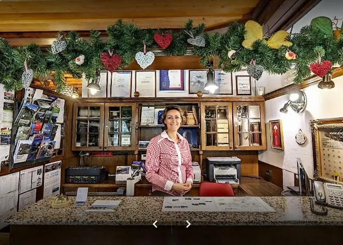 Отель Tripic, Restaurant And Pizzeria 3*